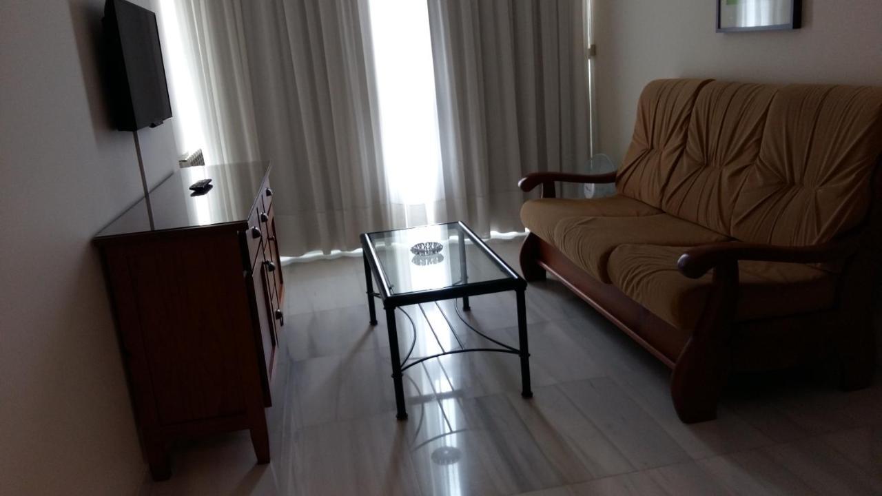 או גרובה Apartamentos Maritimo Suites-Solo Adultos מראה חיצוני תמונה